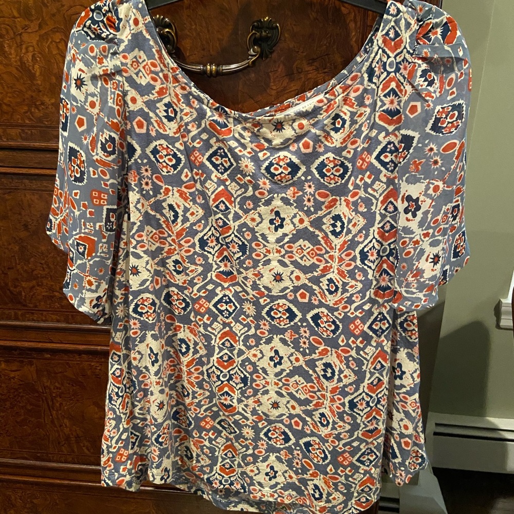 🍀LUCKY You! Awesome geometric blouse is here!